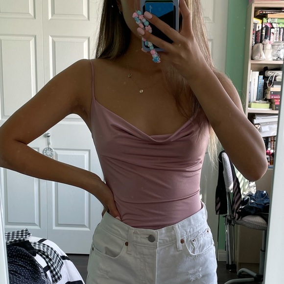 UO Cowl Neck Bodysuit - Picture 4 of 6